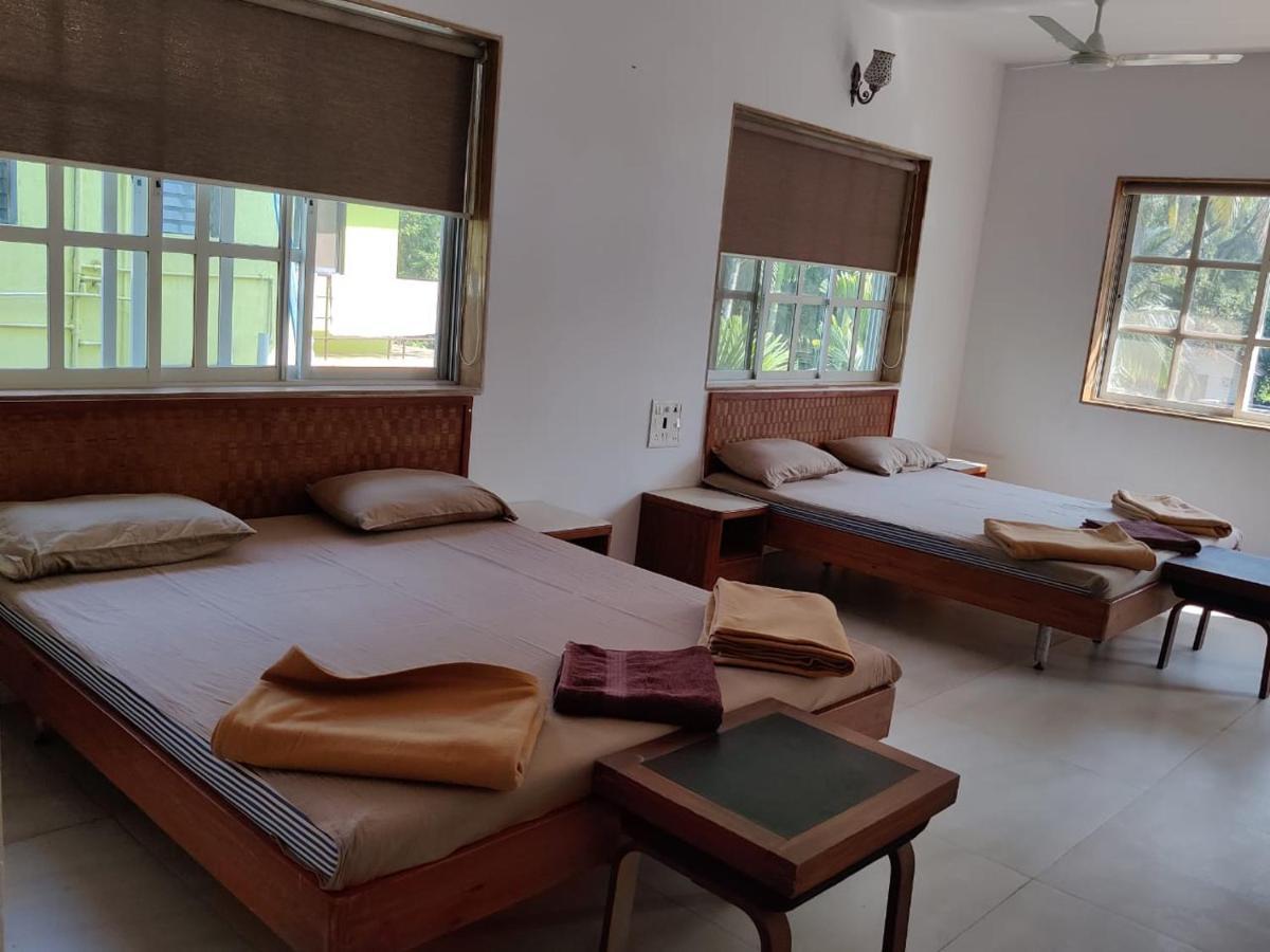 White House Beach Resort, Nagaon Exterior foto