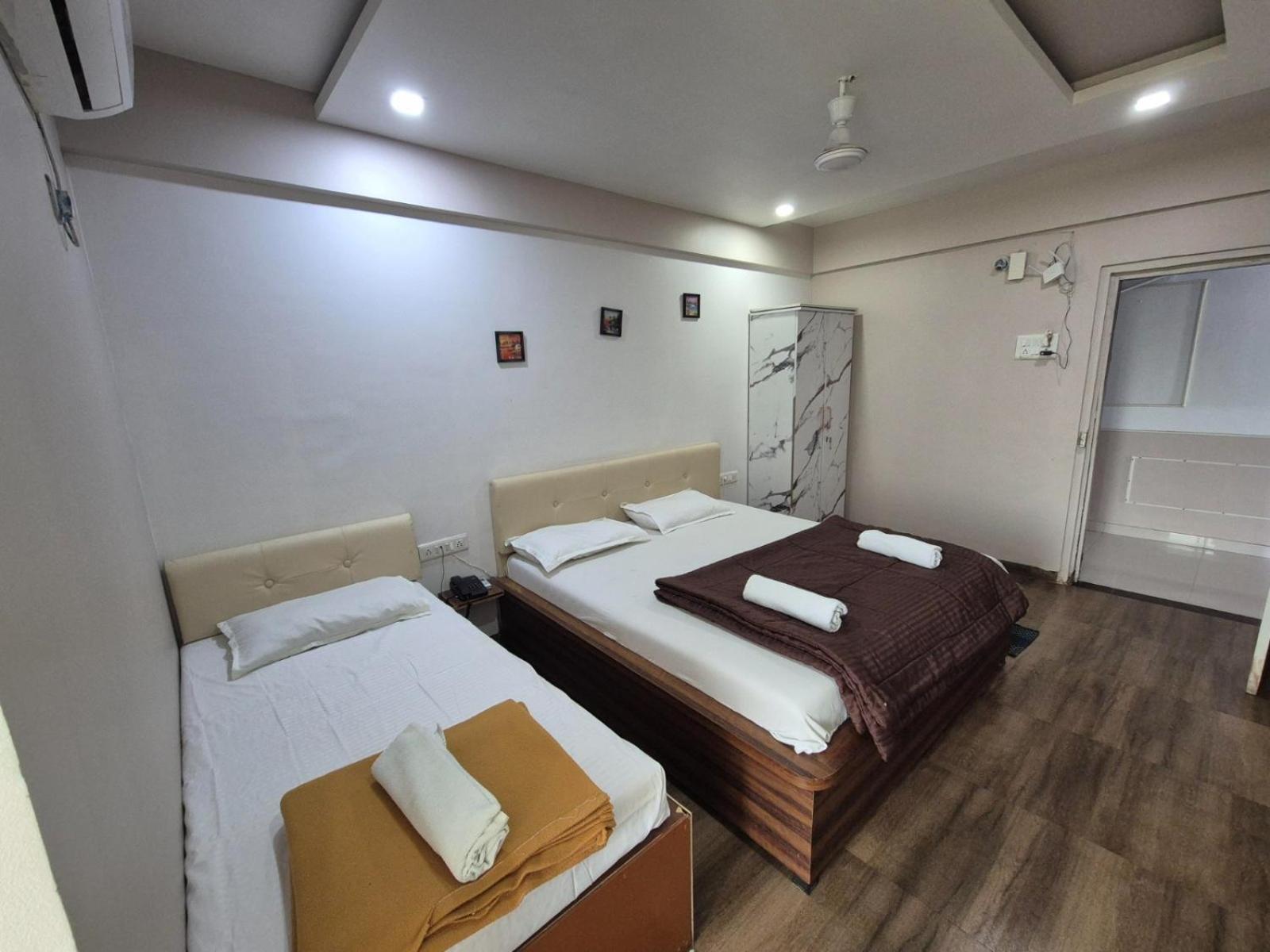 White House Beach Resort, Nagaon Exterior foto