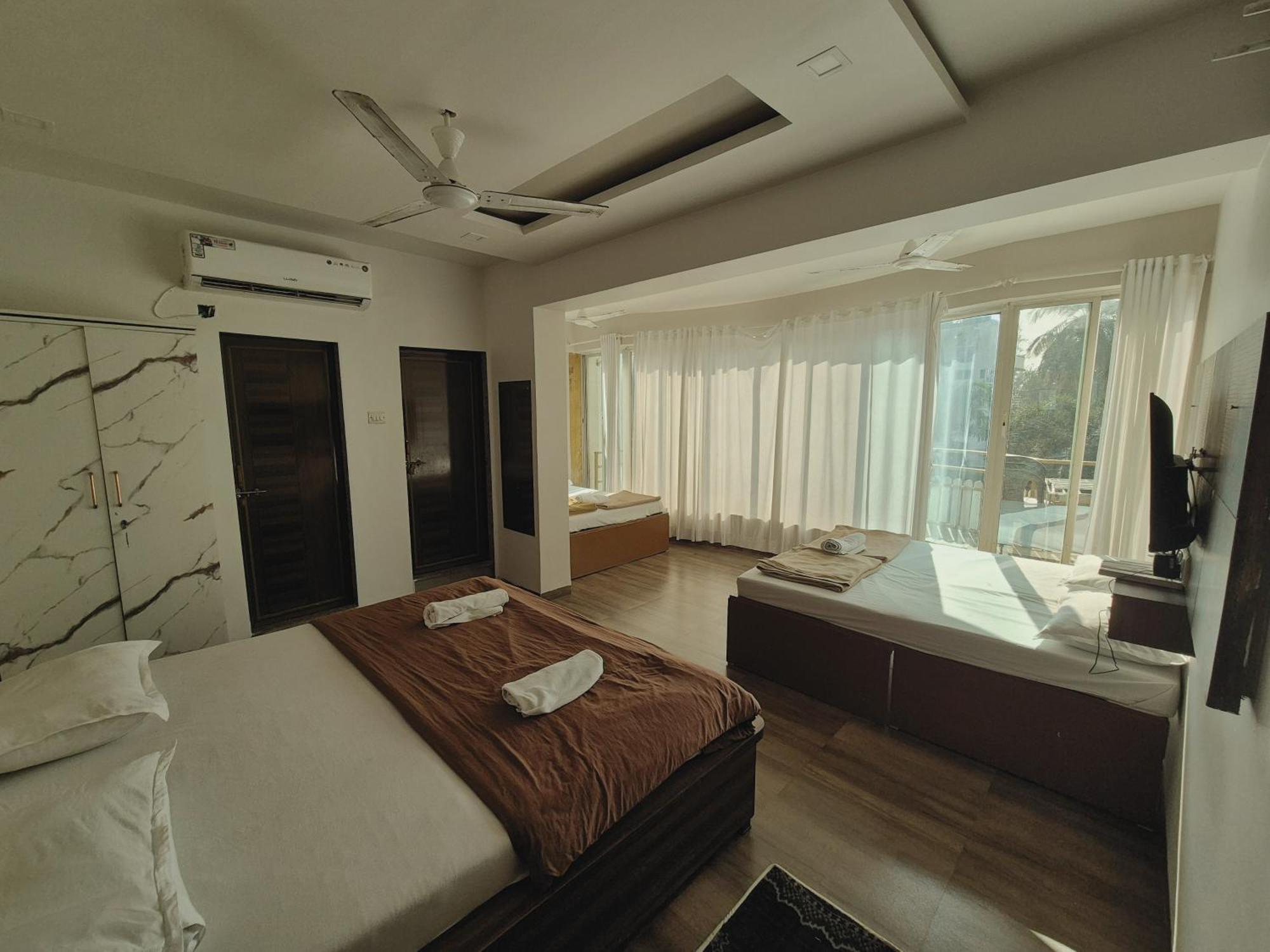 White House Beach Resort, Nagaon Exterior foto